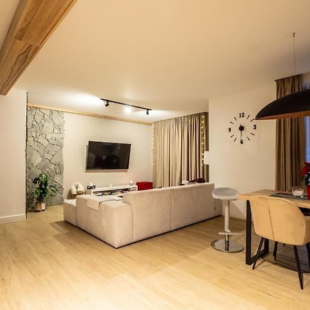 זקופאנה Apartski 18D מראה חיצוני תמונה